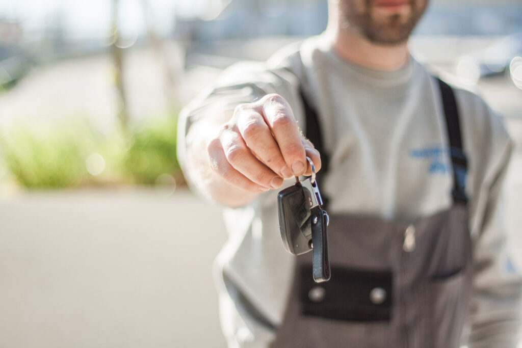 Automotive: Factory Rewards Versus Dealership Rewards Programs